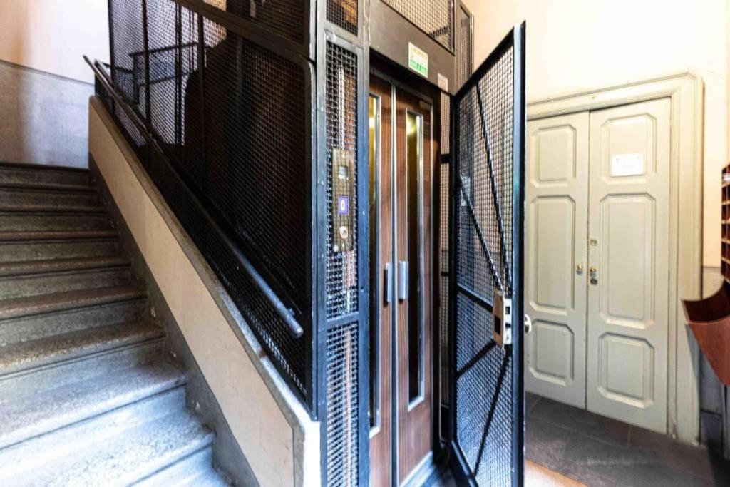 Loft House Via Della Spiga 50 Διαμέρισμα Μιλάνο Εξωτερικό φωτογραφία